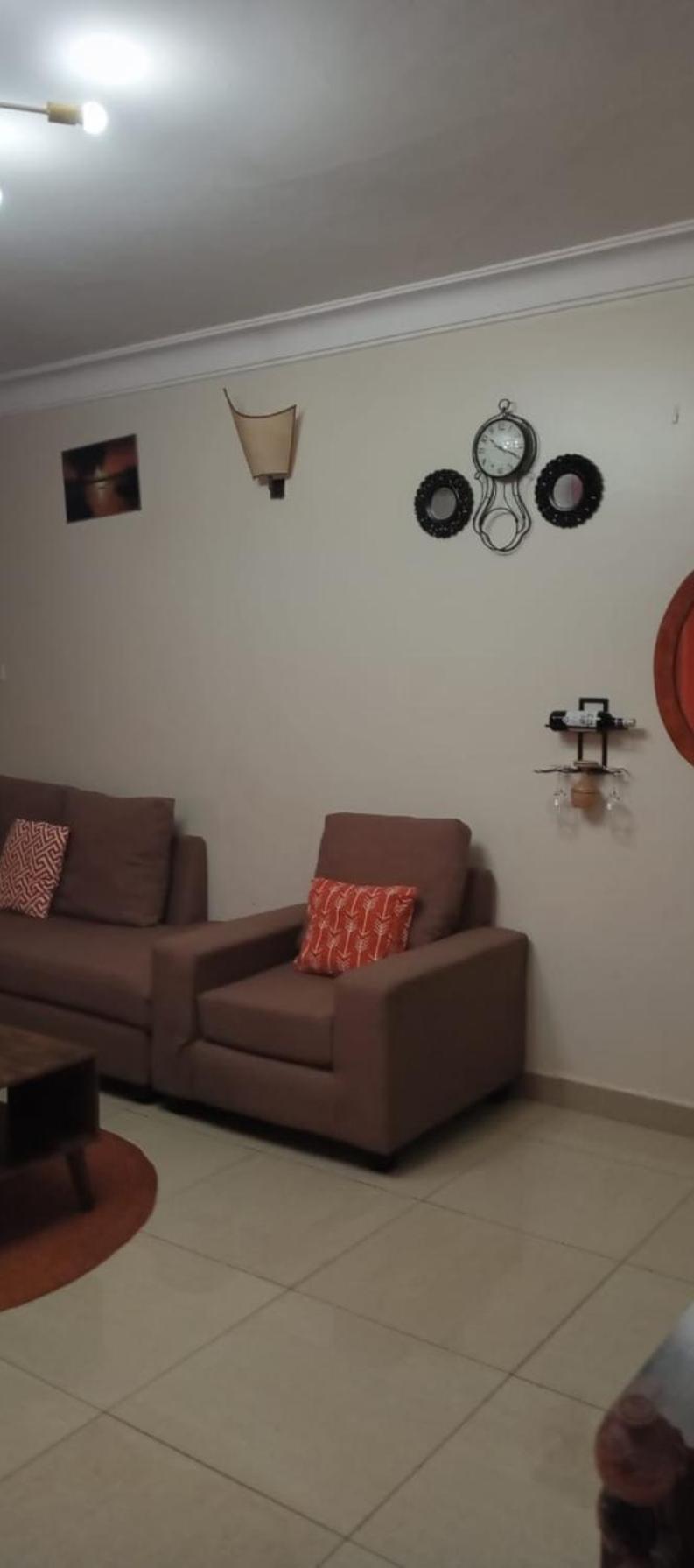 The Abode Apartments Lake View & Breakfast Suite Near Beach エンテベ エクステリア 写真